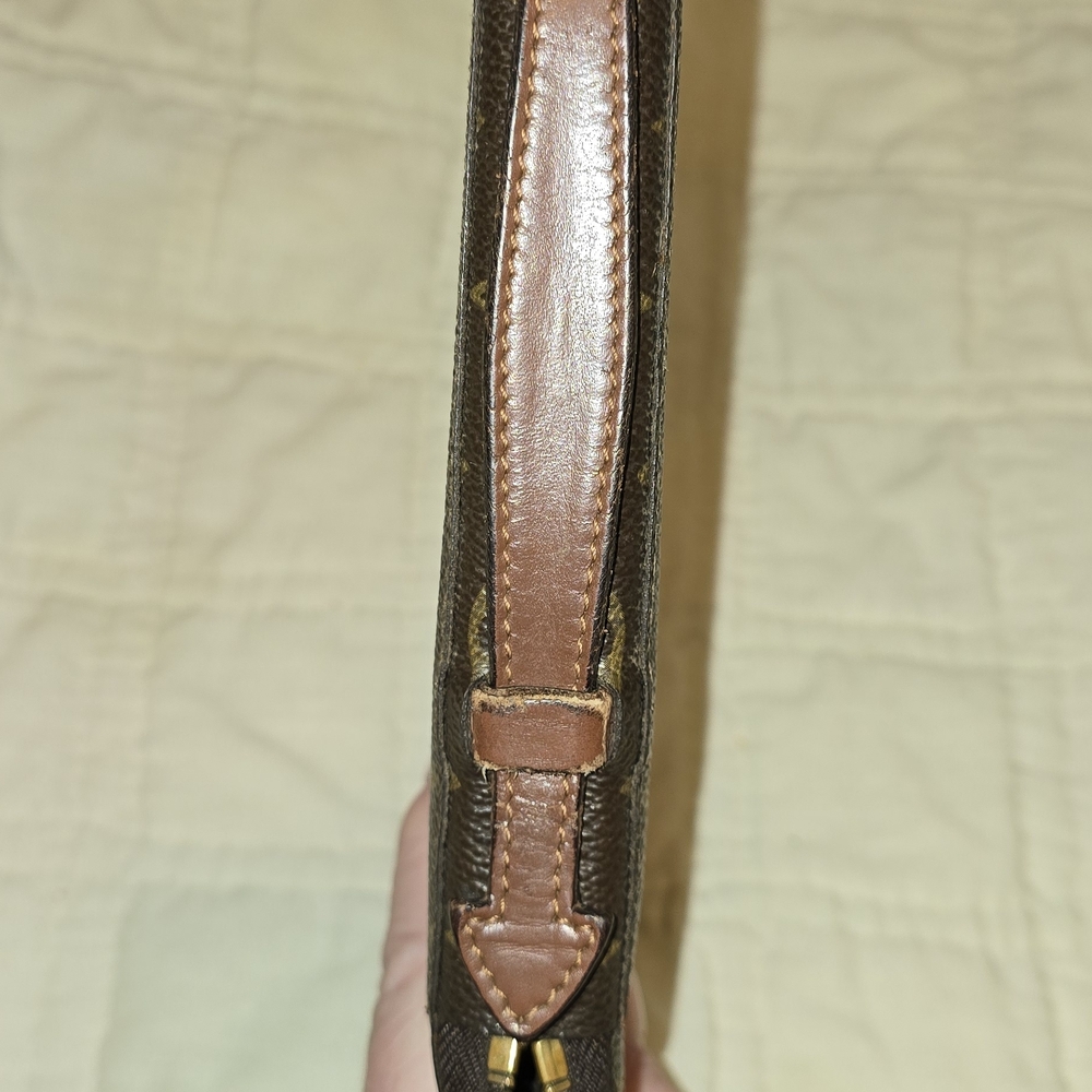 Louis Vuitton Monogram Brown Men's Bag - Picture 3 of 15